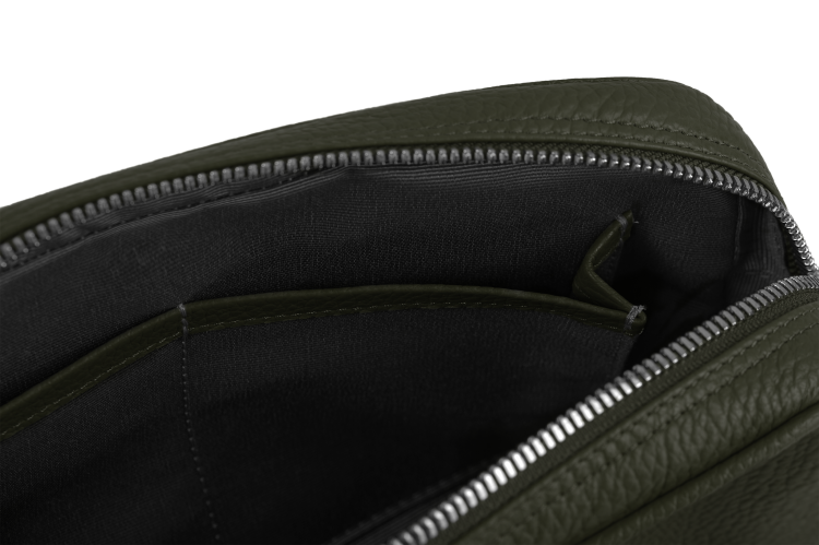 LEA torebka skórzana na ramię zieleń oliwkowa detal zapięcia – MILAMIE Warsaw