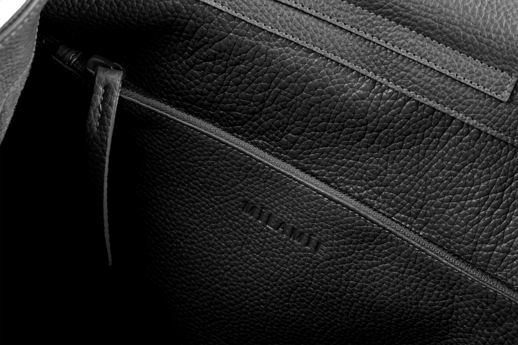 VIVIANE torebka skórzana na ramię czerń  detal zapięcia – MILAMIE Warsaw