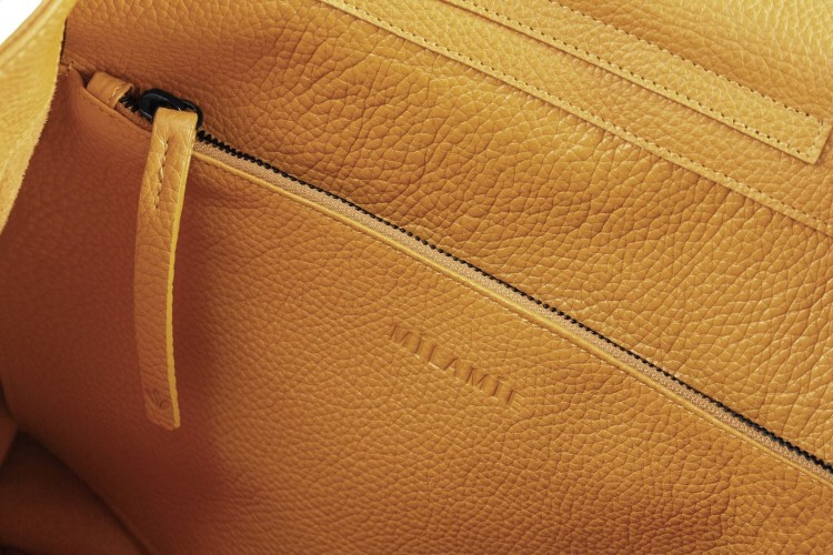 VIVIANE torebka skórzana na ramię musztardowy detal zapięcia – MILAMIE Warsaw