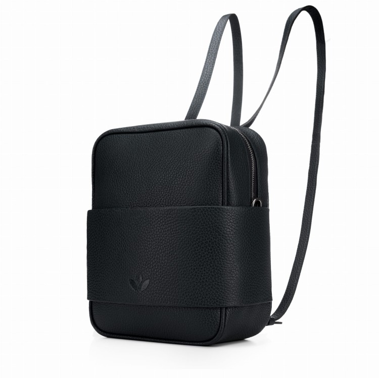 MAYA torebka skórzana na ramię czerń widok z boku – MILAMIE Warsaw