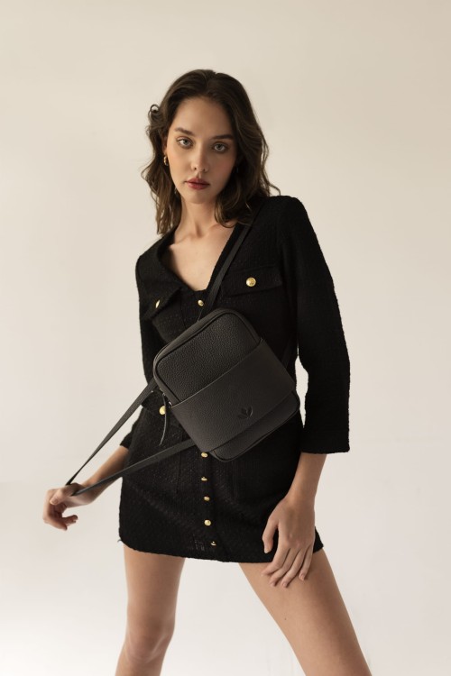 MAYA torebka skórzana na ramię czerń stylizacja – MILAMIE Warsaw