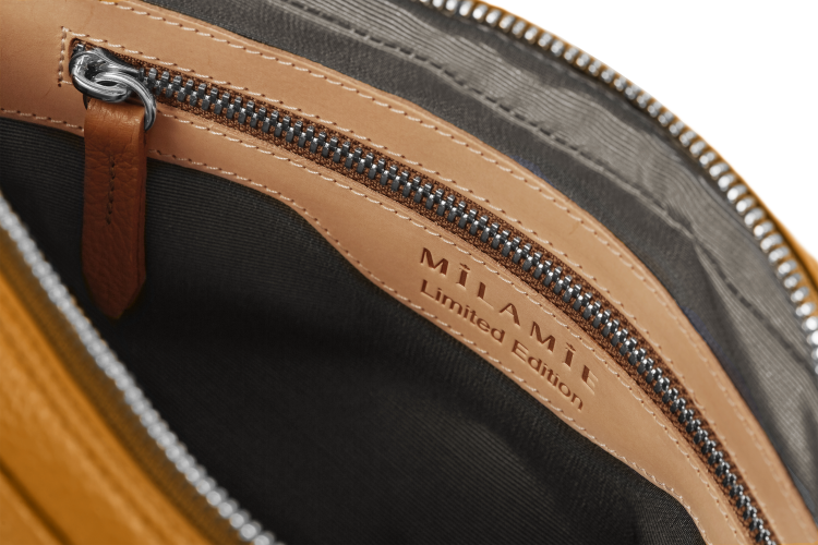 LEA torebka skórzana na ramię musztardowy detal zapięcia – MILAMIE Warsaw