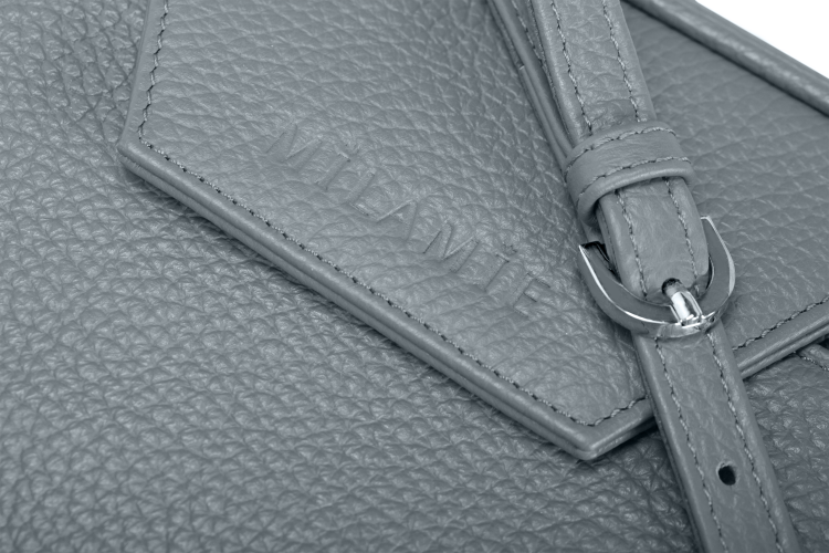 LEA torebka skórzana na ramię gołębia szarość detal zapięcia – MILAMIE Warsaw